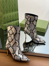 Load image into Gallery viewer, Gucci Ankle Boots