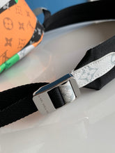 Load image into Gallery viewer, Louis Vuitton Discovery PM Backpack