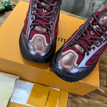Load image into Gallery viewer, Louis Vuitton Discovery Lace Up Sneakers