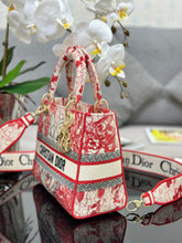 Load image into Gallery viewer, Christian Dior Medium Lady D Lite Bag