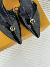 Load image into Gallery viewer, Louis vuitton Stellar Slingback Pump