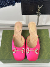 Load image into Gallery viewer, Gucci Sandals With Horsebit