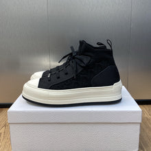 Load image into Gallery viewer, Christian Dior Walk'n Sneakers