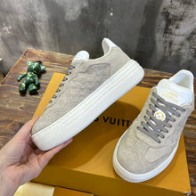 Load image into Gallery viewer, Louis Vuitton Groovy Platform Sneaker