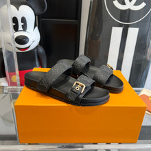 Load image into Gallery viewer, Louis Vuitton Bom Dia Flat Mule