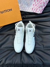 Load image into Gallery viewer, Louis Vuitton Rivoli Sneakers