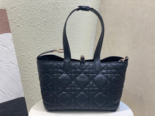 Load image into Gallery viewer, Christian Dior Medium Toujours Bag