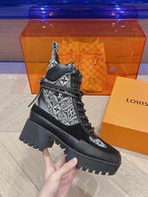 Load image into Gallery viewer, Louis Vuitton Laureate Platform Desert Boots