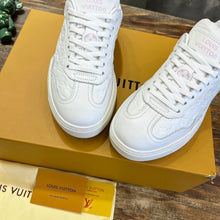 Load image into Gallery viewer, Louis Vuitton Groovy Platform Sneaker