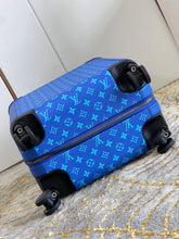 Load image into Gallery viewer, Louis Vuitton Horizon 50 Suitcase