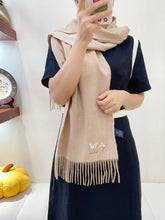 Load image into Gallery viewer, Louis Vuitton Scarf