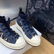 Load image into Gallery viewer, Christian Dior Walk'n Sneakers