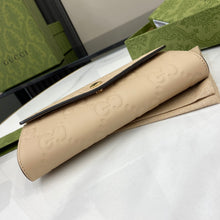 Load image into Gallery viewer, Gucci GG Continental Wallet