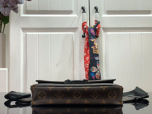 Load image into Gallery viewer, Louis Vuitton S Lock Sling Bag