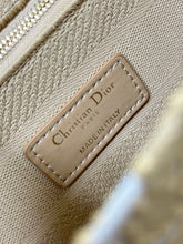 Load image into Gallery viewer, Christian Dior Medium Lady D Lite Bag