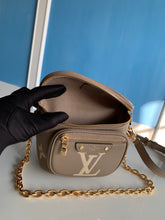 Load image into Gallery viewer, Louis Vuitton Mini Bumbag