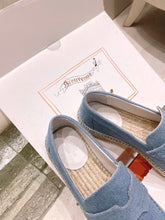 Load image into Gallery viewer, Hermes Trip Espadrilles