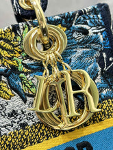 Load image into Gallery viewer, Christian Dior Medium Lady D Lite Bag