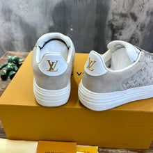 Load image into Gallery viewer, Louis Vuitton Groovy Platform Sneaker