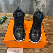 Load image into Gallery viewer, Hermes Sneakers