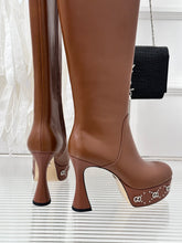 Load image into Gallery viewer, Gucci Platform Boots