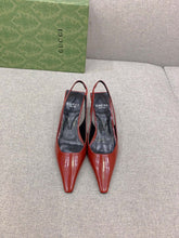Load image into Gallery viewer, Gucci Slingback Pump