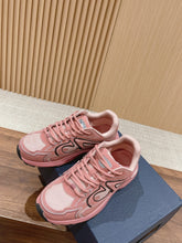Load image into Gallery viewer, Christian Dior Men B30 Sneaker