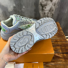 Load image into Gallery viewer, Louis Vuitton Discovery Lace Up Sneakers