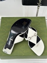 Load image into Gallery viewer, Gucci Sandals With Horsebit