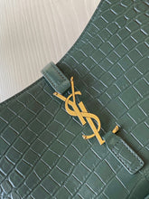 Load image into Gallery viewer, YSL Le 5 A 7 Hobo Bag