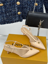 Load image into Gallery viewer, Louis vuitton Stellar Slingback Pump