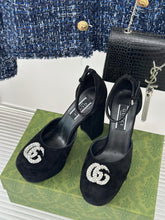 Load image into Gallery viewer, Gucci Platform Sandals With Double G