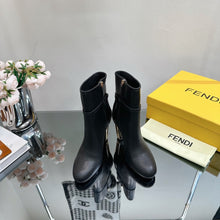Load image into Gallery viewer, Fendi Delfina Ankle Boots