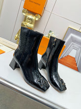 Load image into Gallery viewer, Louis Vuitton Shake Ankle Boots