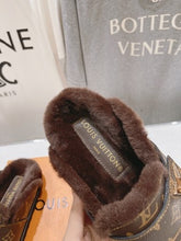 Load image into Gallery viewer, Louis Vuitton Cozy Flat Comfort Clog