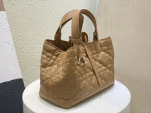 Load image into Gallery viewer, Christian Dior Medium Toujours Bag