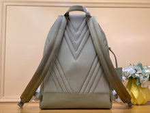 Load image into Gallery viewer, Louis Vuitton Takeoff Backpack