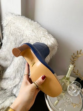 Load image into Gallery viewer, Gucci Ankle Boots