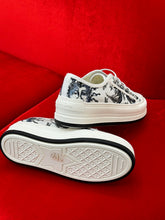 Load image into Gallery viewer, Christian Dior Walk N Dior Platform Sneakers