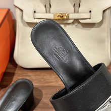 Load image into Gallery viewer, Hermes Gigi Sandal