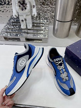 Load image into Gallery viewer, Gucci Run Sneakers
