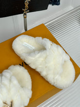 Load image into Gallery viewer, Louis Vuitton Bliss Comfort Mule