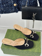 Load image into Gallery viewer, Gucci Sandals With Horsebit