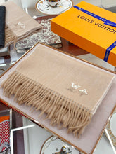Load image into Gallery viewer, Louis Vuitton Scarf