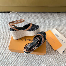 Load image into Gallery viewer, Louis Vuitton Helio's Wedge Sandals