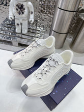 Load image into Gallery viewer, Gucci Run Sneakers