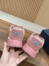 Load image into Gallery viewer, Christian Dior Men B30 Sneaker