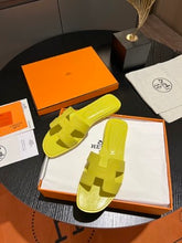 Load image into Gallery viewer, Hermes Oran Sandal