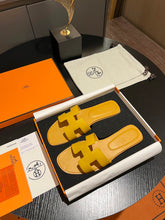 Load image into Gallery viewer, Hermes Oran Sandal