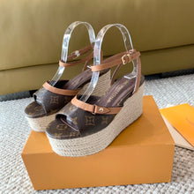 Load image into Gallery viewer, Louis Vuitton Helio's Wedge Sandals